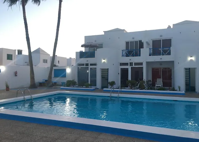 Blu بويرتو ذيل كارمين